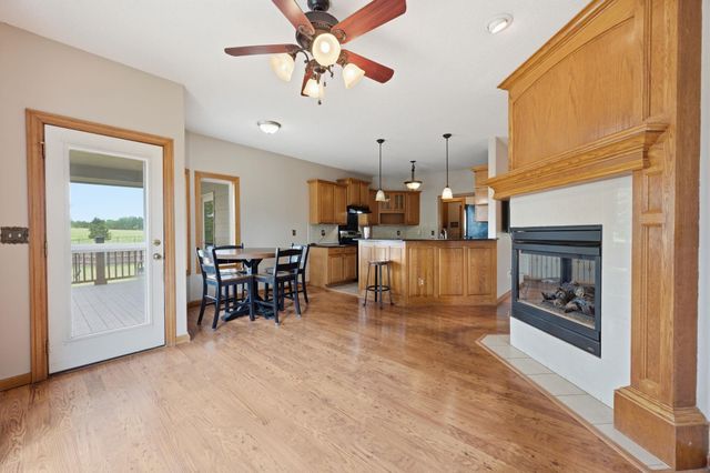 201 N Tanner Trail Ct, Valley Center, KS 67147
