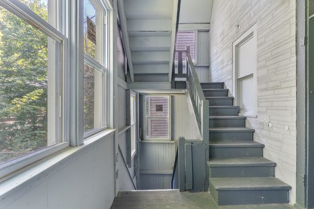 6731 S May Street, Chicago, IL 60621