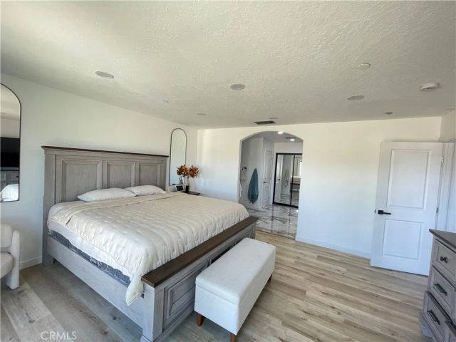 11375 4th, Hesperia, CA 92345