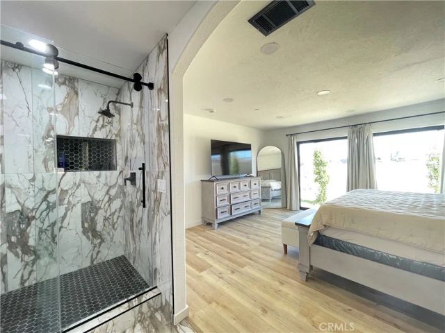 11375 4th, Hesperia, CA 92345