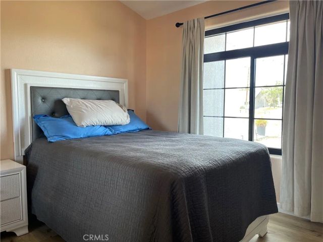 11375 4th, Hesperia, CA 92345