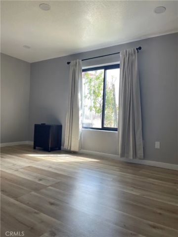 11375 4th, Hesperia, CA 92345