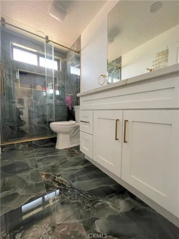 11375 4th, Hesperia, CA 92345