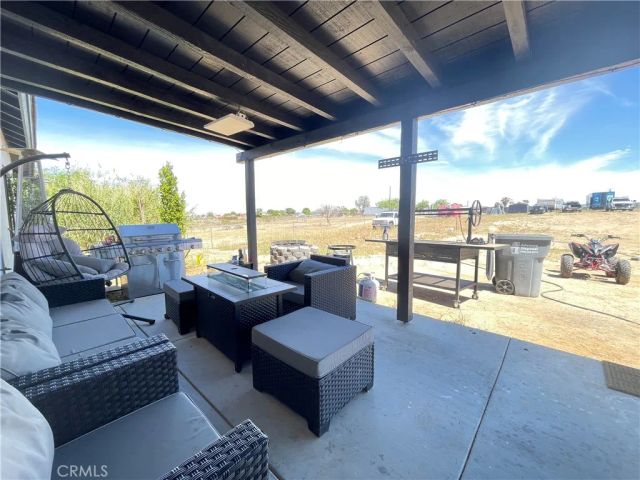 11375 4th, Hesperia, CA 92345