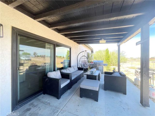 11375 4th, Hesperia, CA 92345