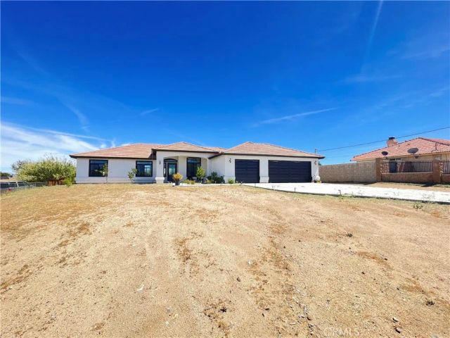 11375 4th, Hesperia, CA 92345