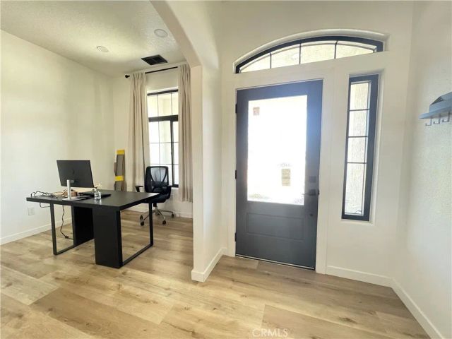 11375 4th, Hesperia, CA 92345