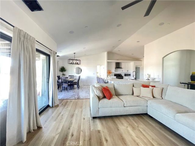 11375 4th, Hesperia, CA 92345