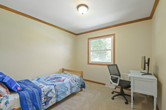 1120 Concord Lane, Hoffman Estates, IL 60192