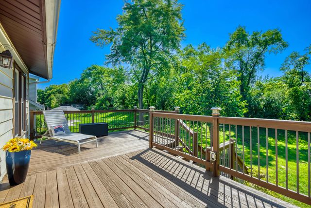 1120 Concord Lane, Hoffman Estates, IL 60192