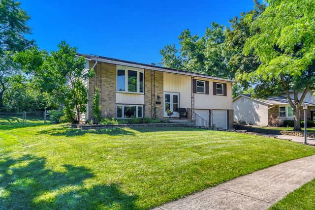 1120 Concord Lane, Hoffman Estates, IL 60192