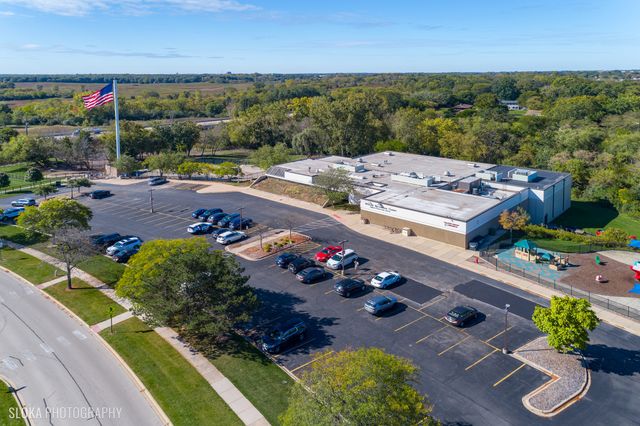 1120 Concord Lane, Hoffman Estates, IL 60192