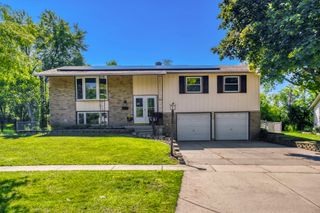 1120 Concord Lane, Hoffman Estates, IL 60192