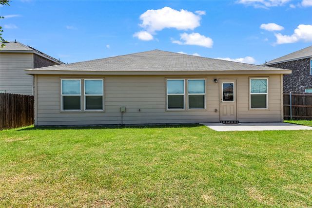 4652 Benham Drive, Fort Worth, TX 76036