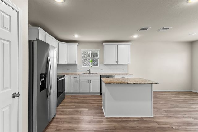 4652 Benham Drive, Fort Worth, TX 76036