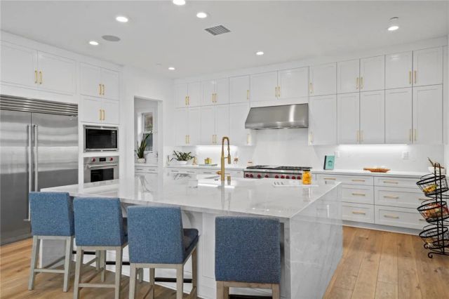 20133 Galway Ln, Porter Ranch, CA 91326