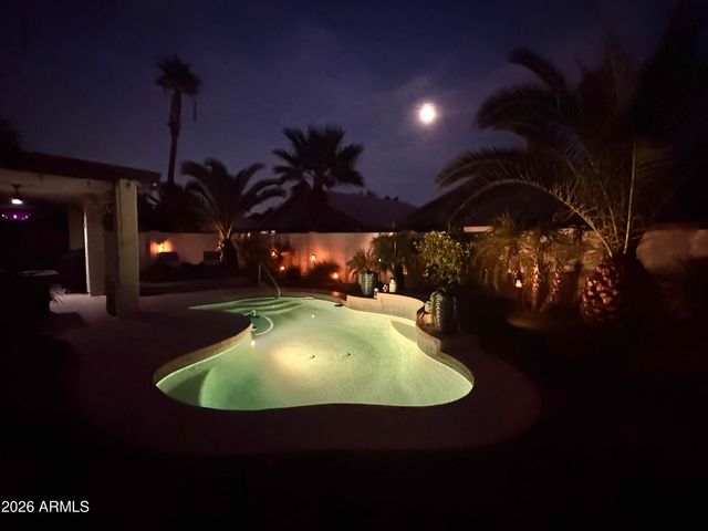 13829 W WINDSOR Avenue, Goodyear, AZ 85395