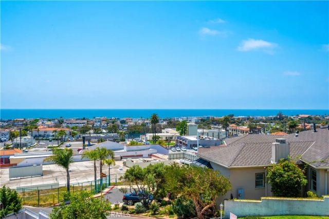867 Aubrey Court 1, Hermosa Beach, CA 90254