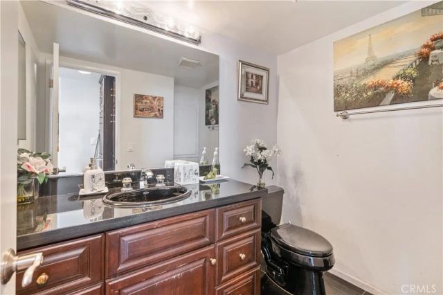 867 Aubrey Court 1, Hermosa Beach, CA 90254