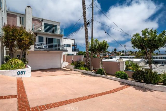 867 Aubrey Court 1, Hermosa Beach, CA 90254
