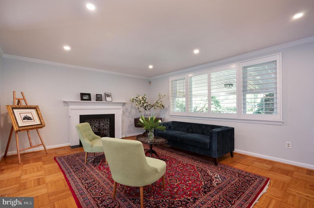 1822 FOULK RD, Wilmington, DE 19810
