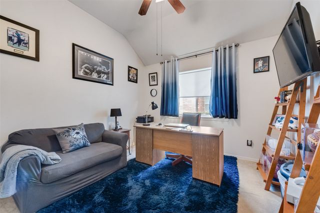 711 Fox Glen Road, Lancaster, TX 75146