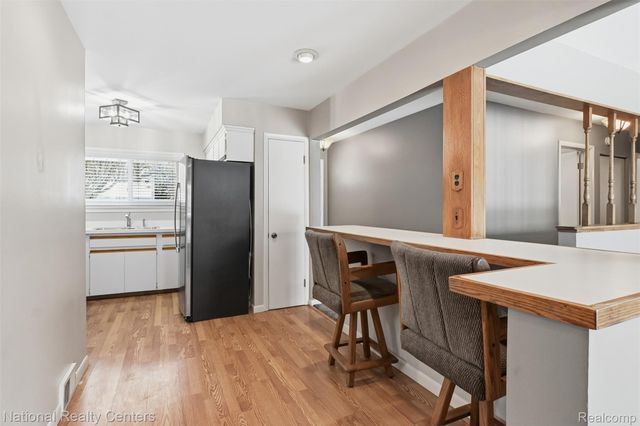 19978 Maplewood Street, Livonia, MI 48152