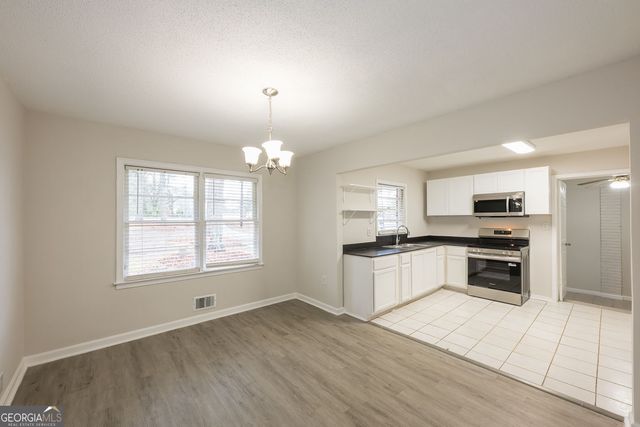 2058 River Road, Ellenwood, GA 30294