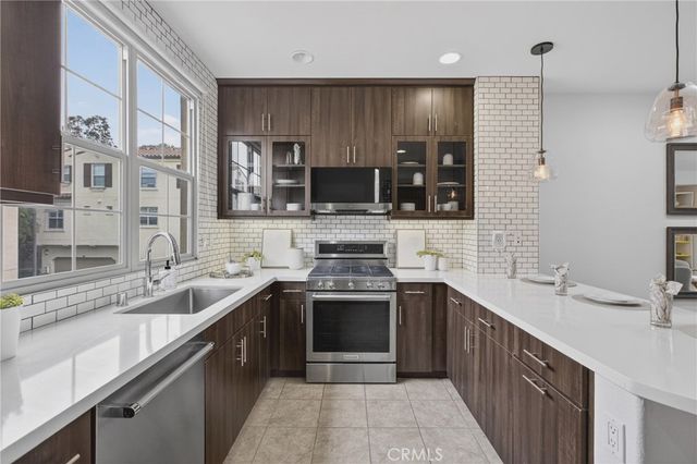 156 Capricorn, Irvine, CA 92618