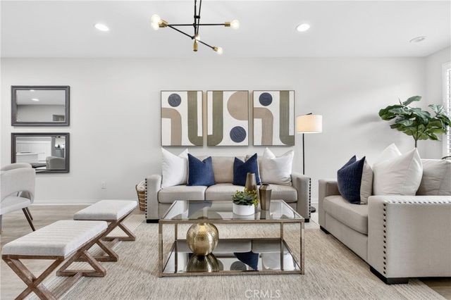 156 Capricorn, Irvine, CA 92618