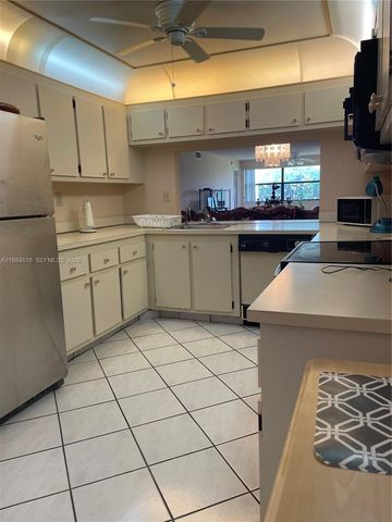 2606 NW 104th Avenue 301, Sunrise, FL 33322