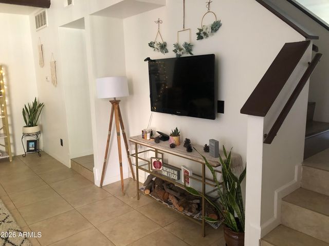 1446 E GROVERS Avenue 9, Phoenix, AZ 85022