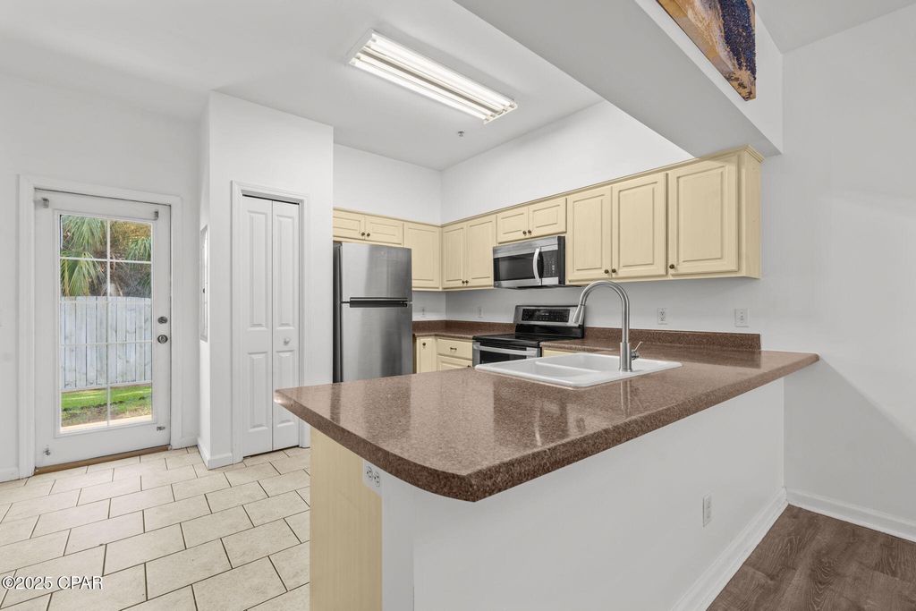 Image 8 of property listing at 8204 Annabellas Lane, Panama City Beach, FL 32407