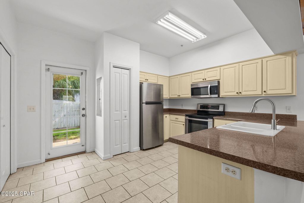 Image 9 of property listing at 8204 Annabellas Lane, Panama City Beach, FL 32407