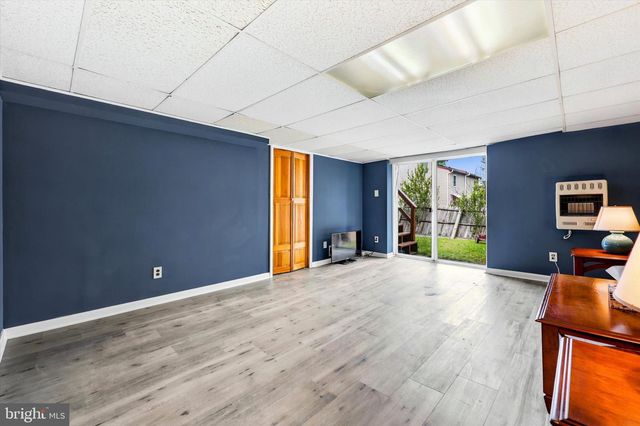 704 KEELY ST, Philadelphia, PA 19128