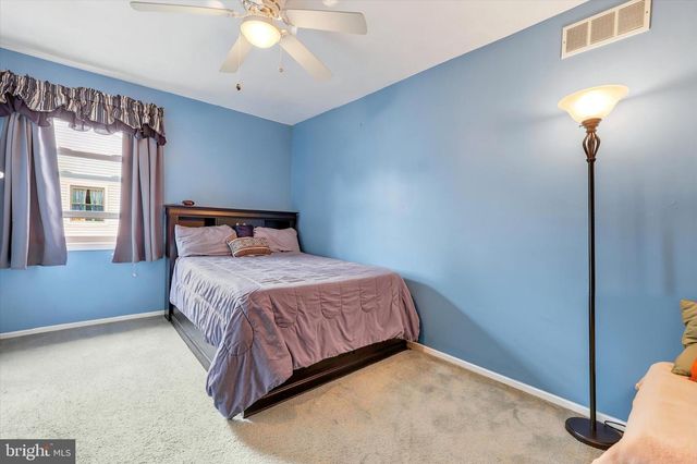 704 KEELY ST, Philadelphia, PA 19128