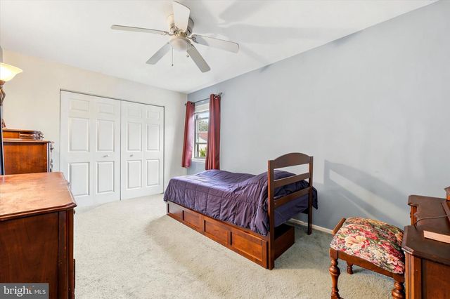704 KEELY ST, Philadelphia, PA 19128