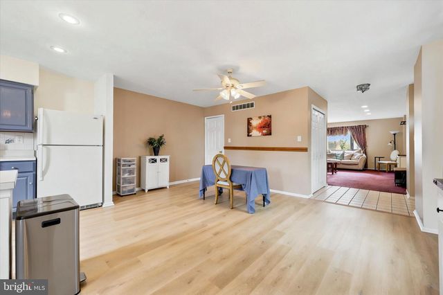 704 KEELY ST, Philadelphia, PA 19128