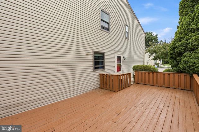 704 KEELY ST, Philadelphia, PA 19128