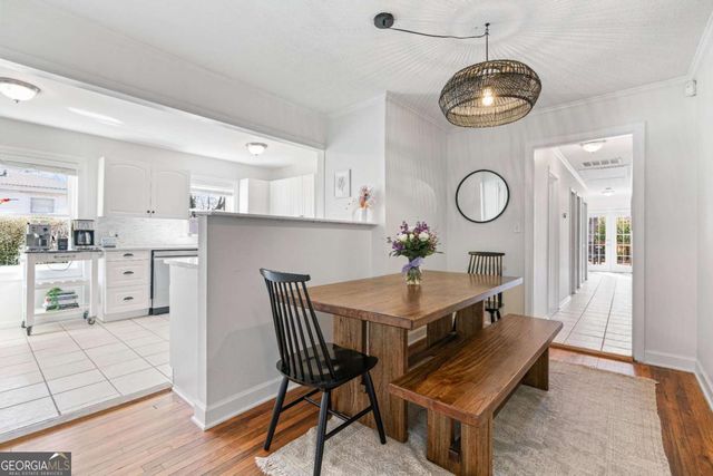 1060 Mclinden Avenue SE, Smyrna, GA 30080