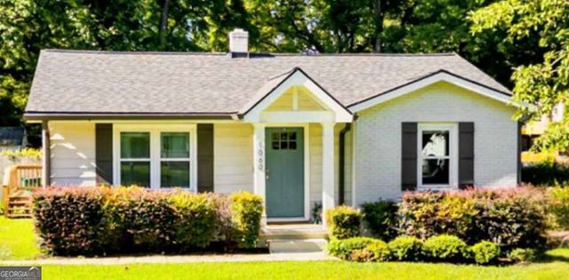 1060 Mclinden Avenue SE, Smyrna, GA 30080