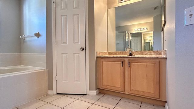 420 MARLBERRY LEAF COURT, Kissimmee, FL 34758