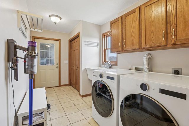 N7978 County Road CC, Belleville, WI 53508