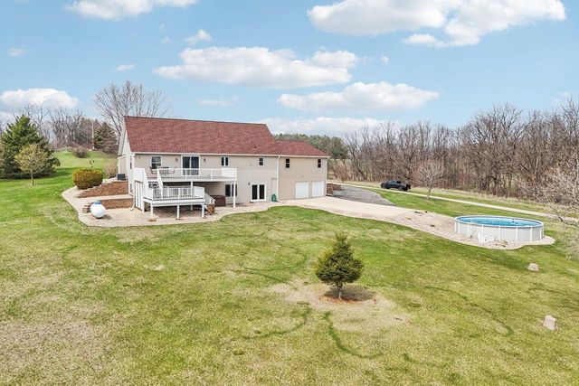 N7978 County Road CC, Belleville, WI 53508