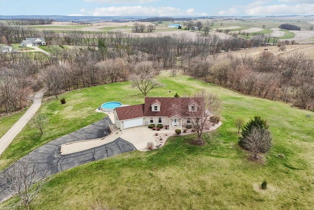N7978 County Road CC, Belleville, WI 53508