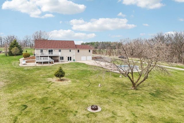 N7978 County Road CC, Belleville, WI 53508