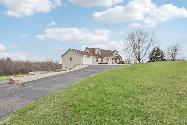 N7978 County Road CC, Belleville, WI 53508