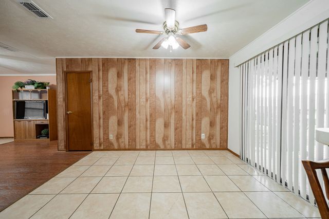 401 Starling Drive, Mesquite, TX 75149