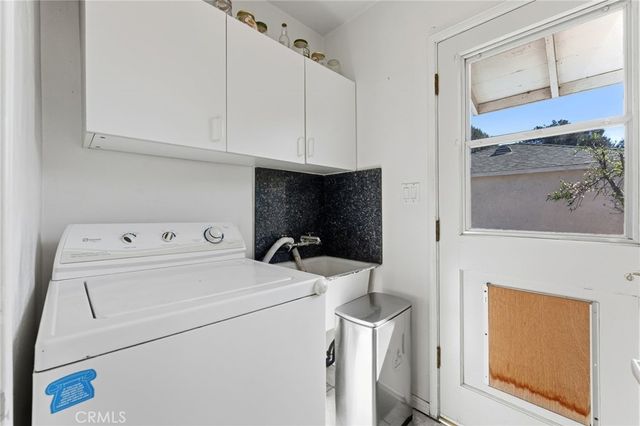 6524 Forbes, Lake Balboa, CA 91406