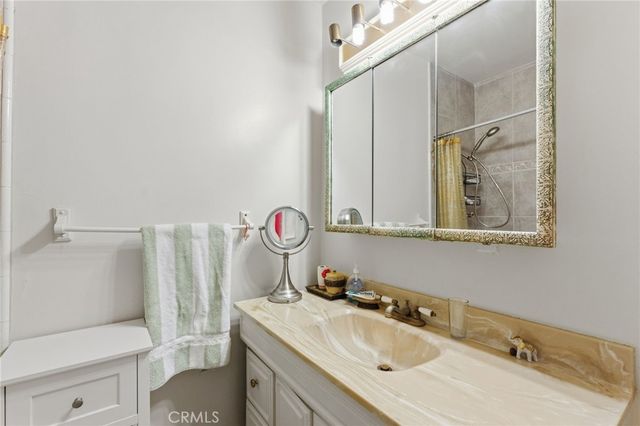 6524 Forbes, Lake Balboa, CA 91406